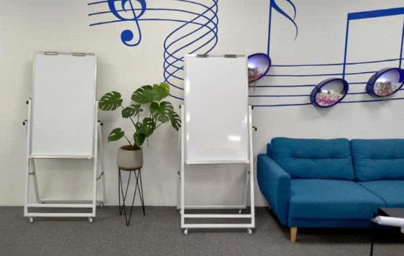 Bảng Flipchart bút lông từ Hàn Quốc 60x80cm
