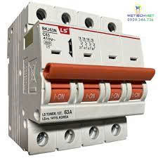 Cầu dao điện tự động 4P C63A 6KA